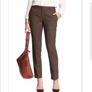 2 for $20 Sophisticated and chic brown banana republic pants never worn size 2